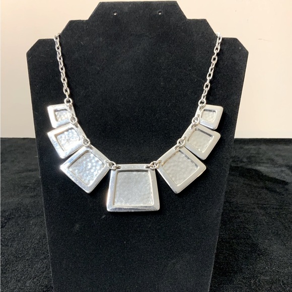 Chico’s Women’s Silver Collar Necklace - Picture 2 of 4